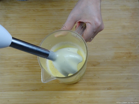 不裂不缩的巴斯克（酸奶油+奶油芝士版）的做法 步骤6