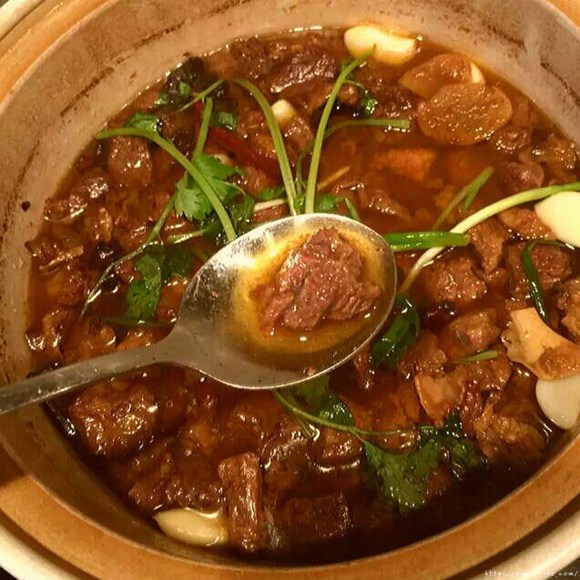 超级美味的砂锅炖牛肉的做法 步骤12