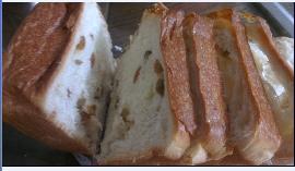 （面包机+烤箱）可拉丝的葡萄干土司面包